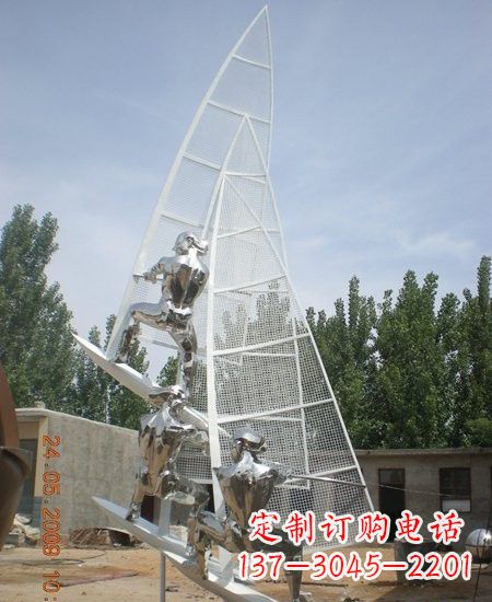 威海海上航行不锈钢帆船雕塑