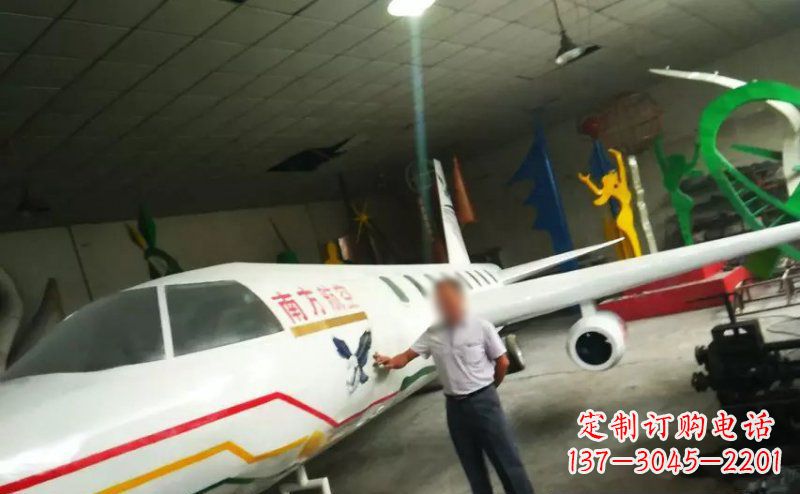 威海不锈钢飞机雕塑精美的艺术作品