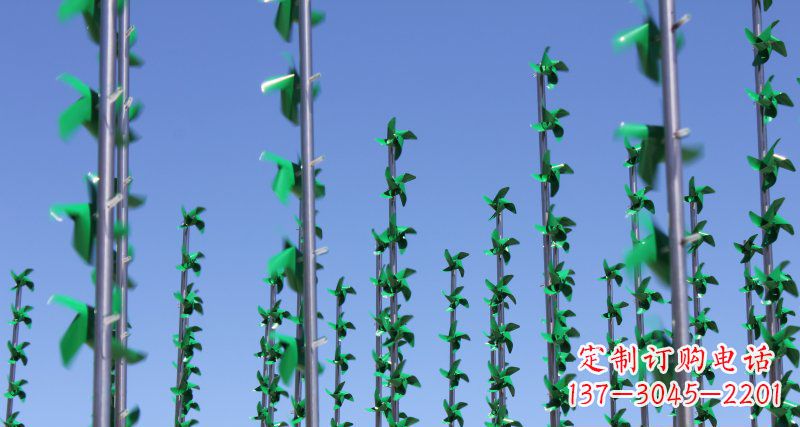 威海螺旋风车给广场景观带来的旋转欢乐