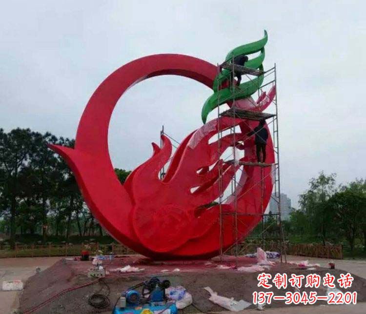 威海不锈钢凤凰雕塑精美而又神秘