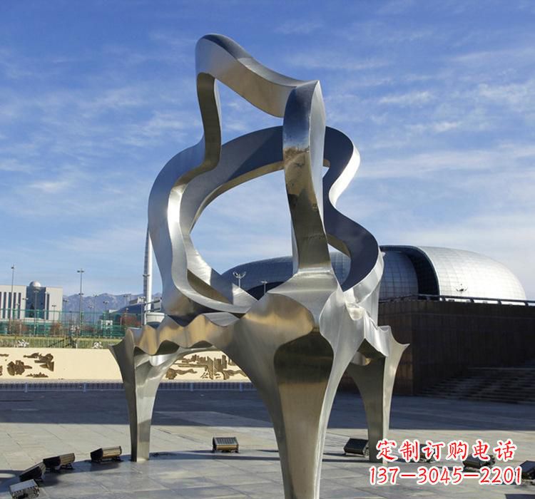 威海不锈钢钢琴雕塑让音乐穿越时空