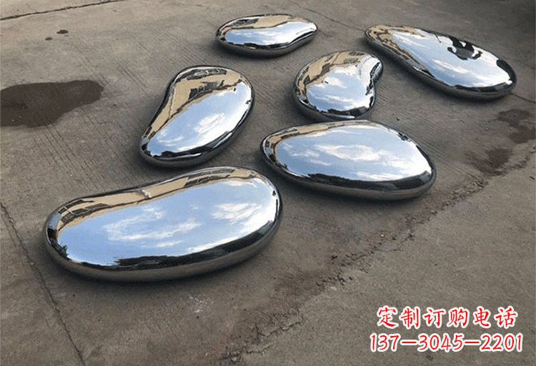 威海不锈钢水滴雕塑让公园更加美丽