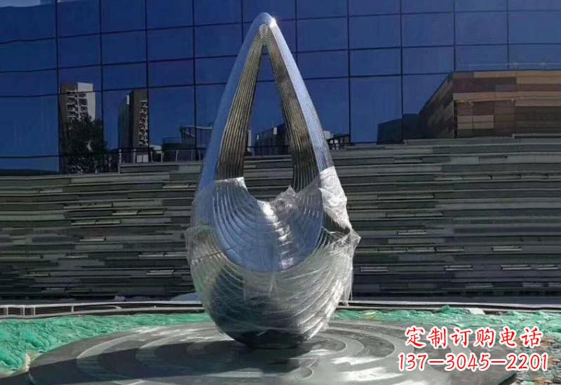 威海不锈钢空心水滴雕塑美丽的艺术之作