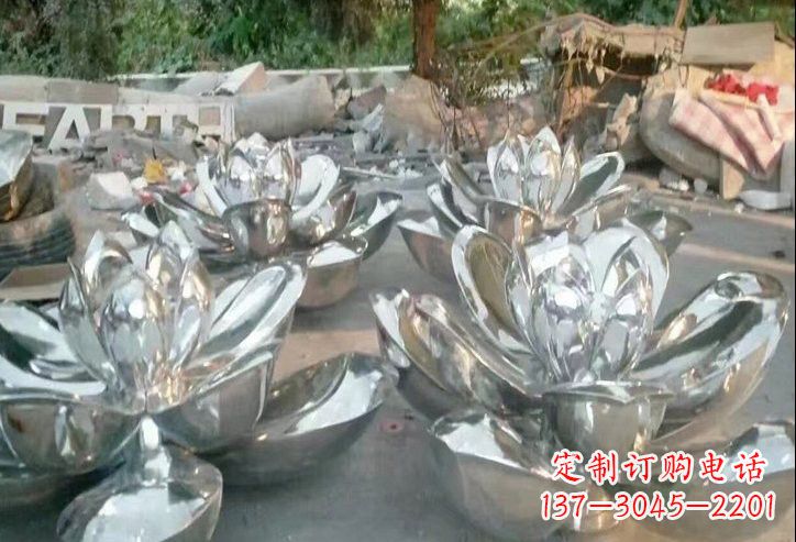 威海不锈钢莲花雕塑一件象征着美丽与自由的作品