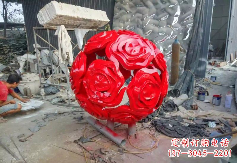 威海不锈钢玫瑰雕塑让玫瑰之美永存