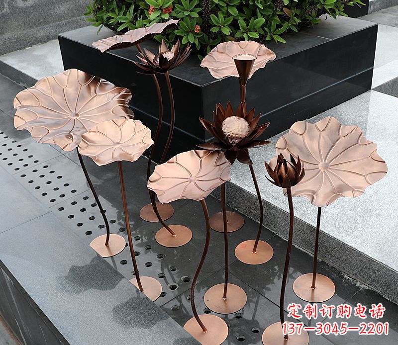 威海不锈钢古铜色荷花雕塑传承传统文化的精美艺术品