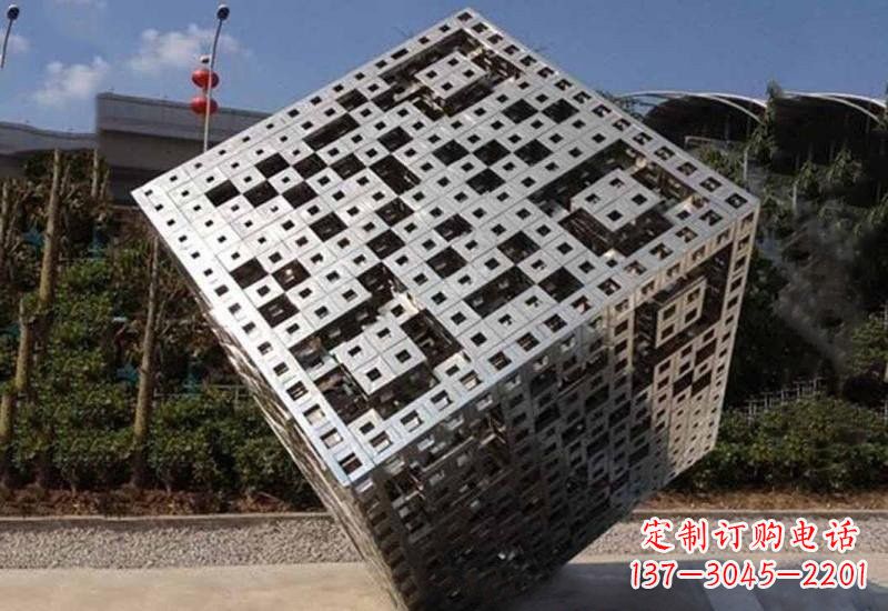 威海不锈钢广场抽象魔方雕塑