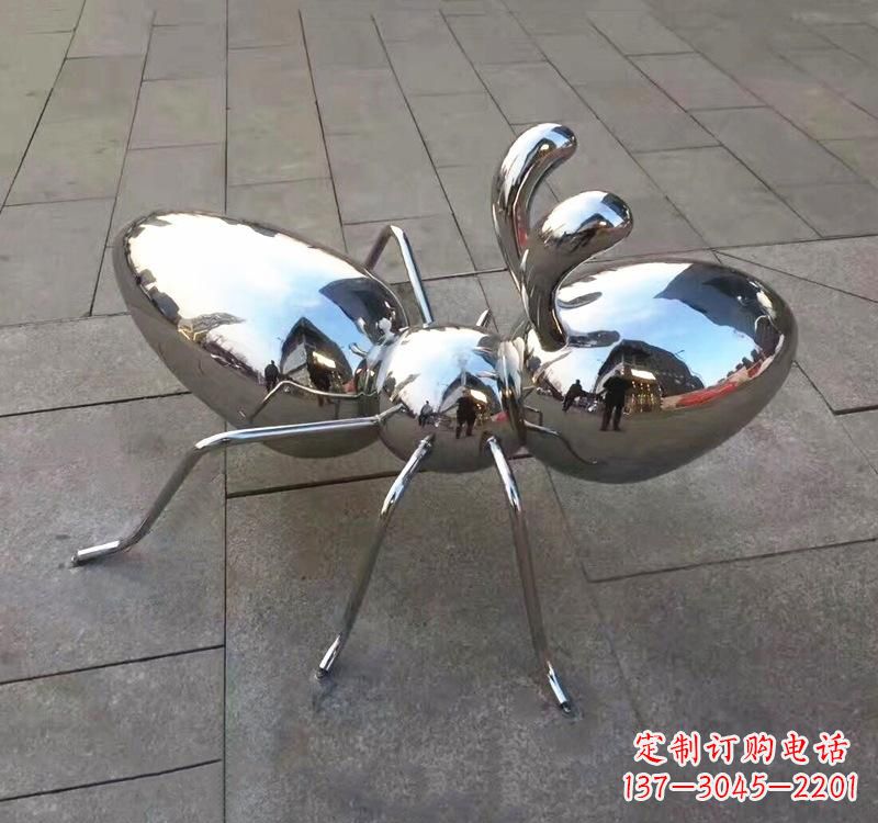 威海不锈钢蚂蚁雕塑——缩小世界的小工匠