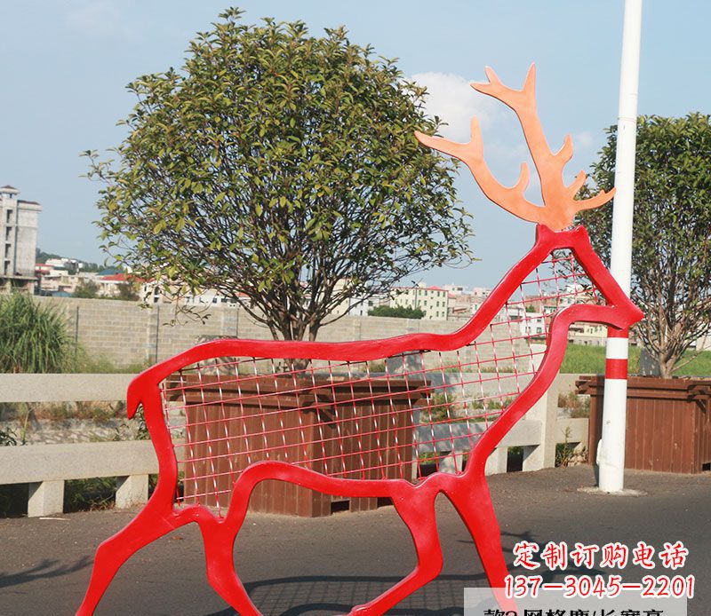 威海不锈钢动物雕塑——鹿