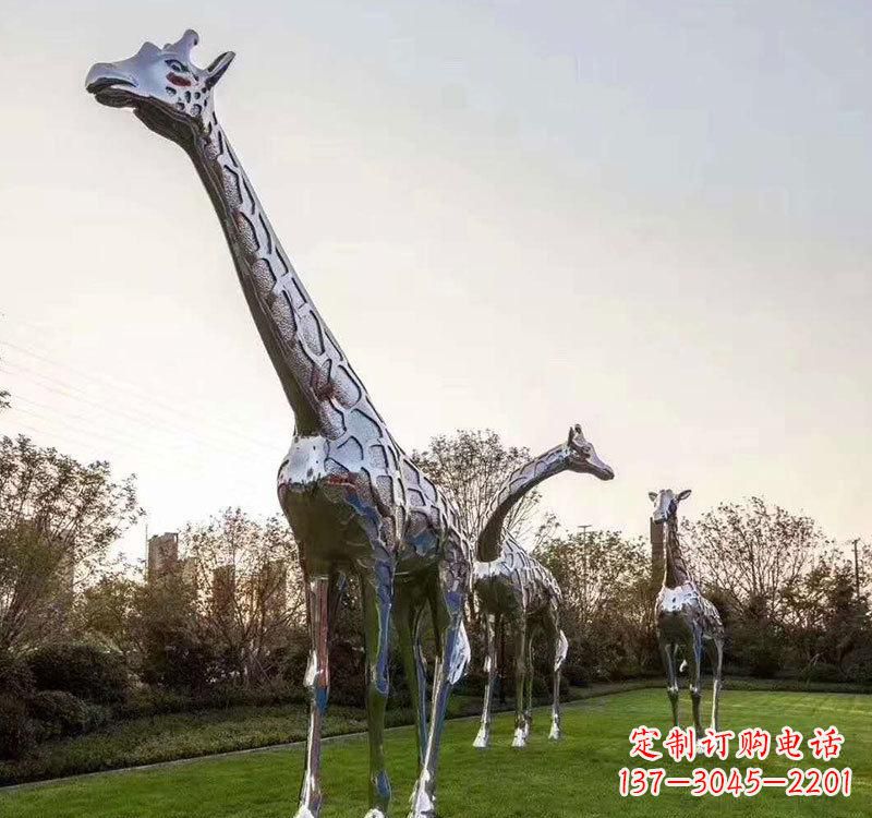 威海不锈钢长颈鹿雕塑美丽的艺术精神