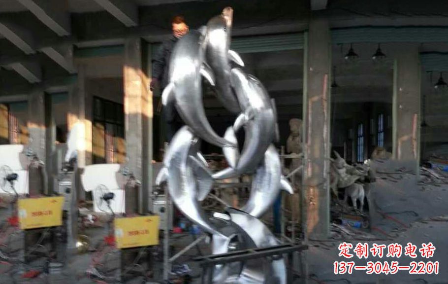 威海不锈钢海豚雕塑漂亮的海洋艺术品
