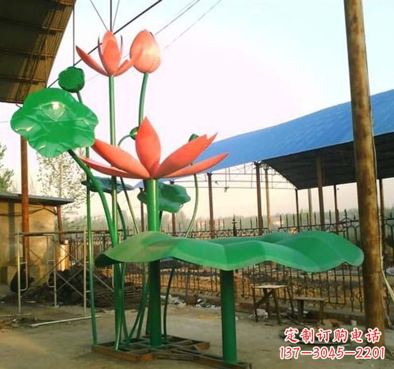 威海不锈钢荷花雕塑汲取自然之美