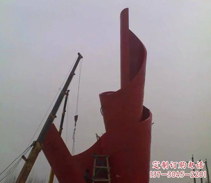 威海不锈钢火炬雕塑点燃社会进步的火炬