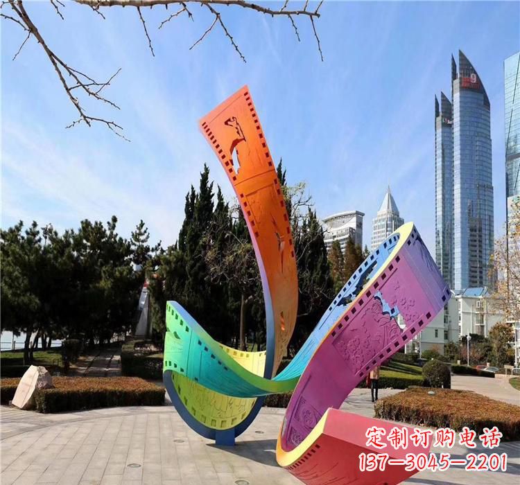 威海波浪状的不锈钢胶卷雕塑