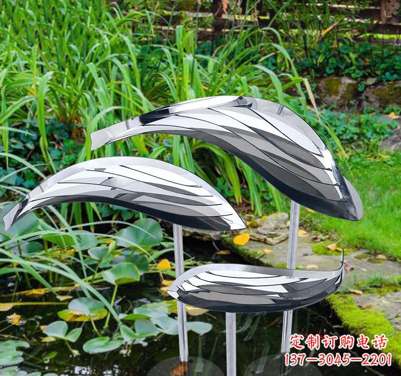 威海不锈钢动物雕塑——美丽的景观装置