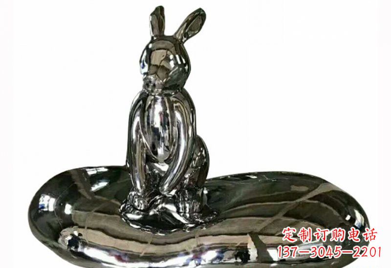 威海不锈钢兔子雕塑
