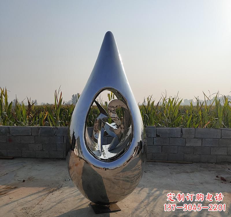 威海不锈钢水滴雕塑展现自然之美