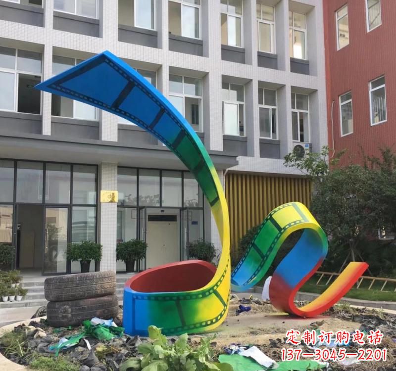 威海不锈钢烤漆艺术胶卷雕塑——缔造艺术精品
