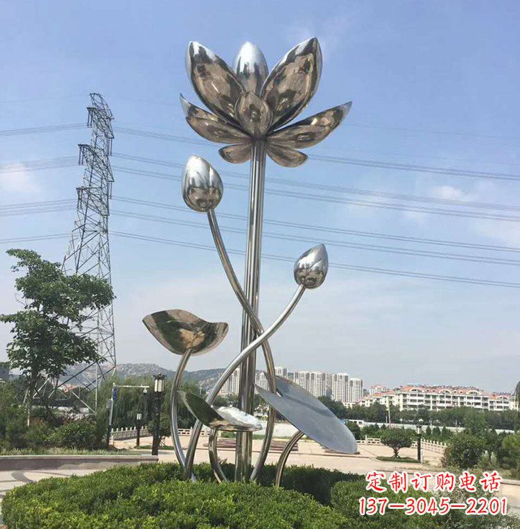 威海不锈钢莲花雕塑美丽的象征