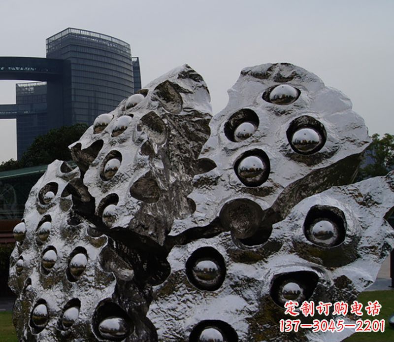 威海不锈钢莲蓬雕塑精美绝伦