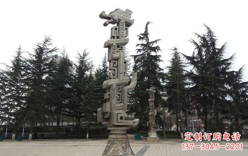威海不锈钢龙柱雕塑引领公共景观