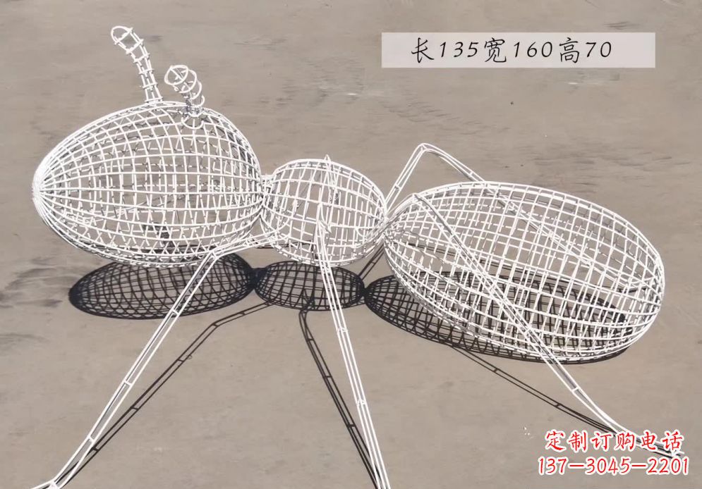 威海不锈钢镂空蚂蚁雕塑艺术精美的象征
