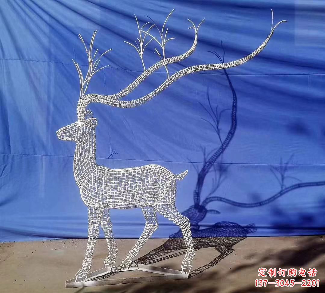 威海不锈钢麋鹿雕塑精美的景观装饰品