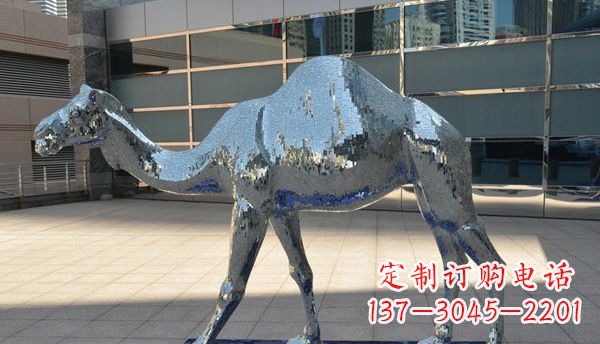 威海不锈钢骆驼雕塑一种充满浪漫情怀的艺术品