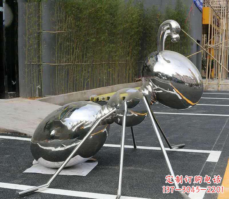 威海不锈钢蚂蚁雕塑——艺术的融合