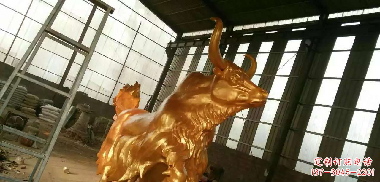 威海精美不锈钢牦牛钛金雕塑