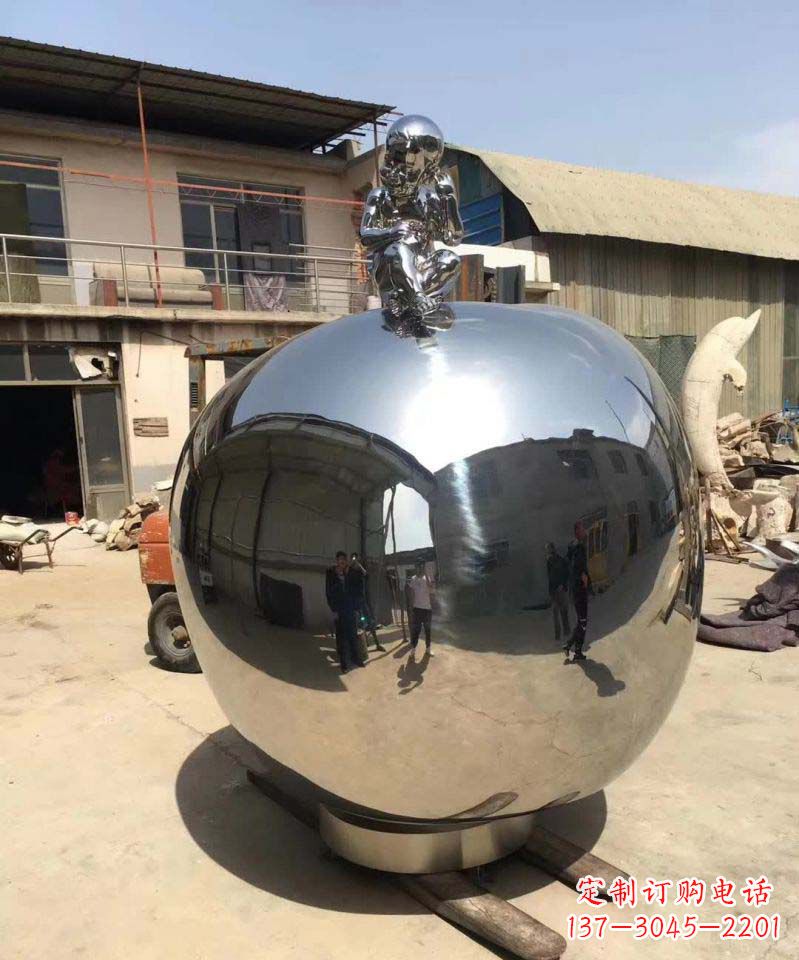 威海精美不锈钢苹果雕塑