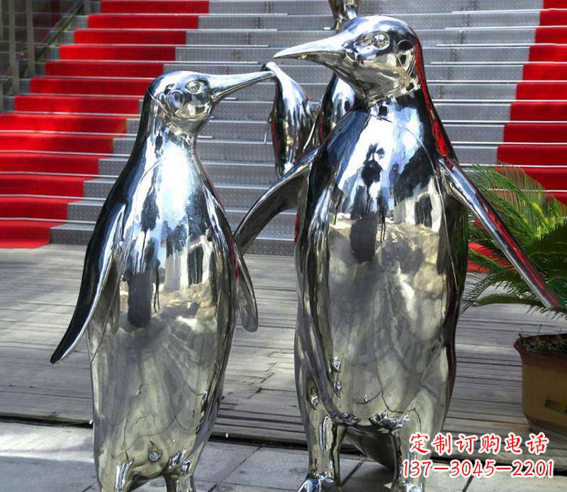 威海不锈钢企鹅雕塑