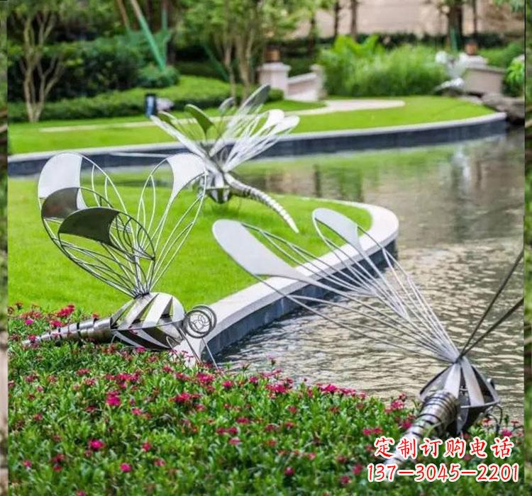 威海不锈钢蜻蜓一件完美的动物雕塑