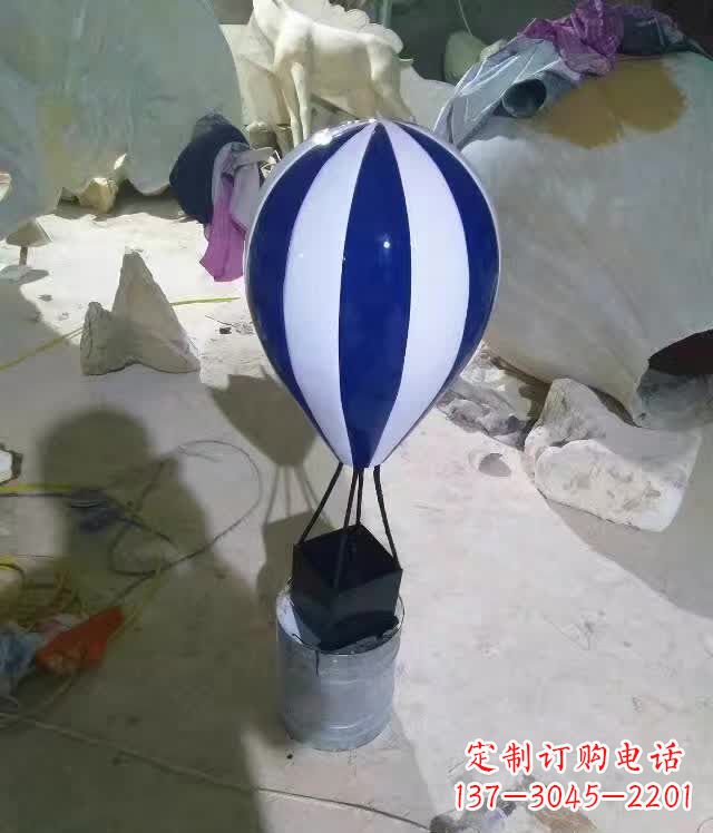 威海气球雕塑精美外形、绚丽色彩