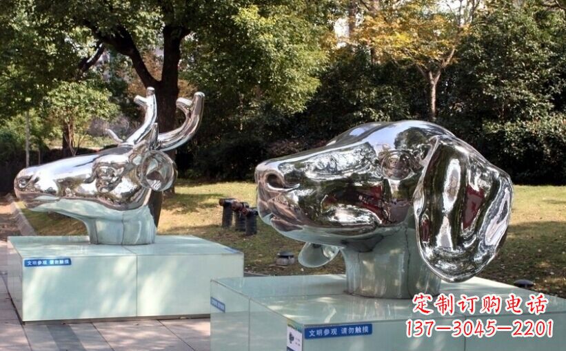 威海十二生肖头像景观雕塑