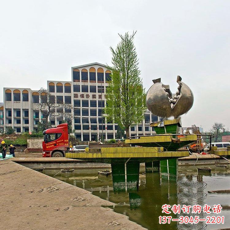 威海不锈钢石榴景观雕塑