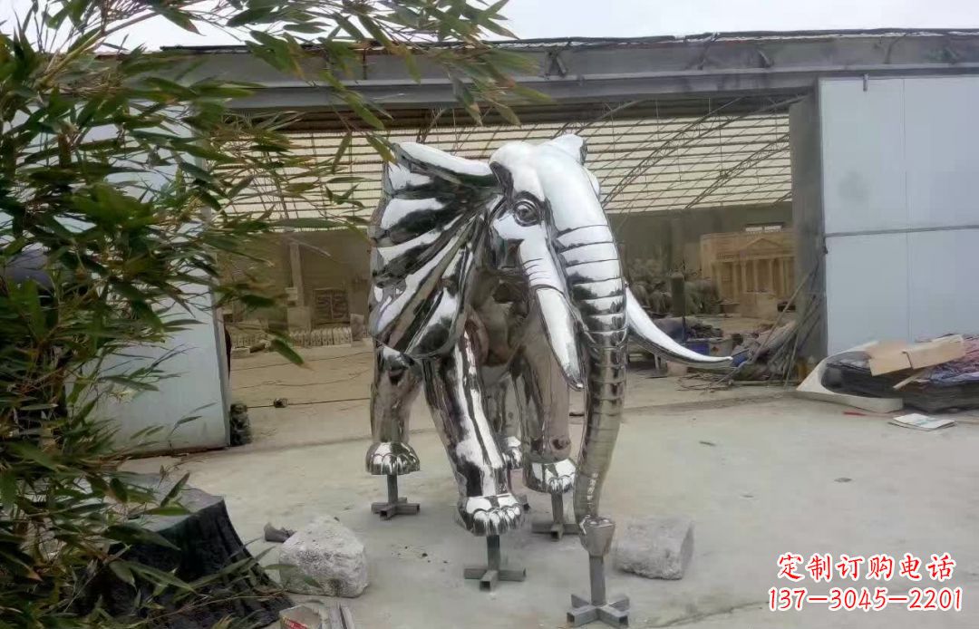 威海大象雕塑——装饰不锈钢售楼部