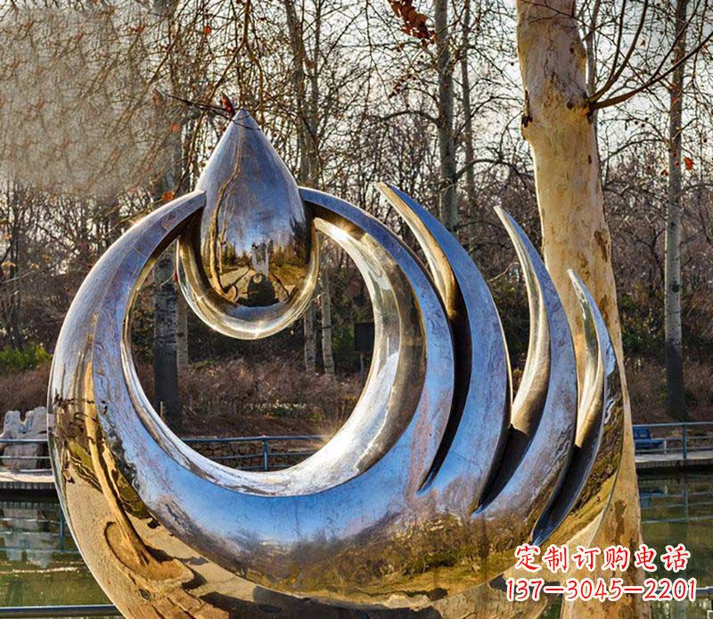 威海不锈钢水滴雕塑给园林带来流动的美