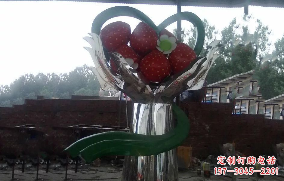 威海不锈钢水果雕塑精美绝伦