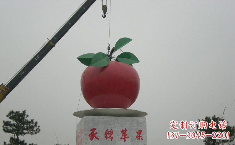 威海不锈钢苹果雕塑艺术与美学的完美结合
