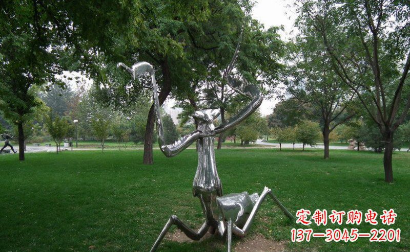 威海不锈钢螳螂古朴雅致的雕塑