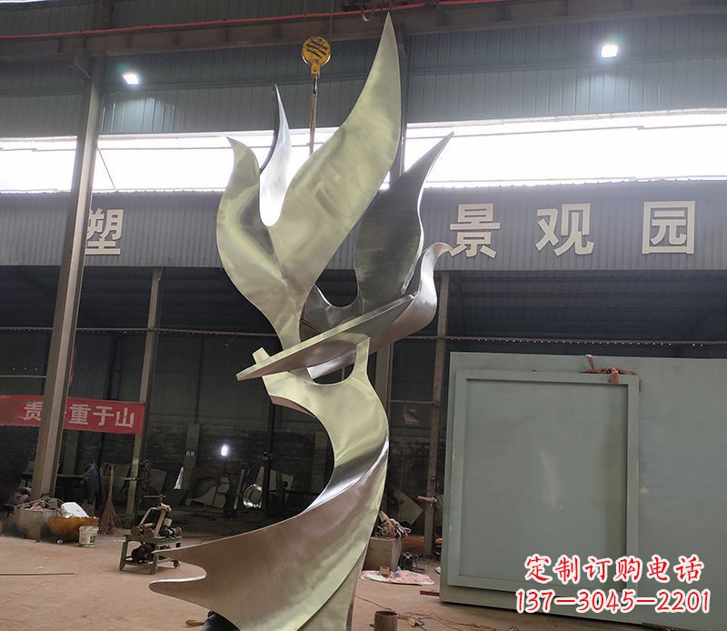 威海不锈钢天鹅雕塑传承自然之美