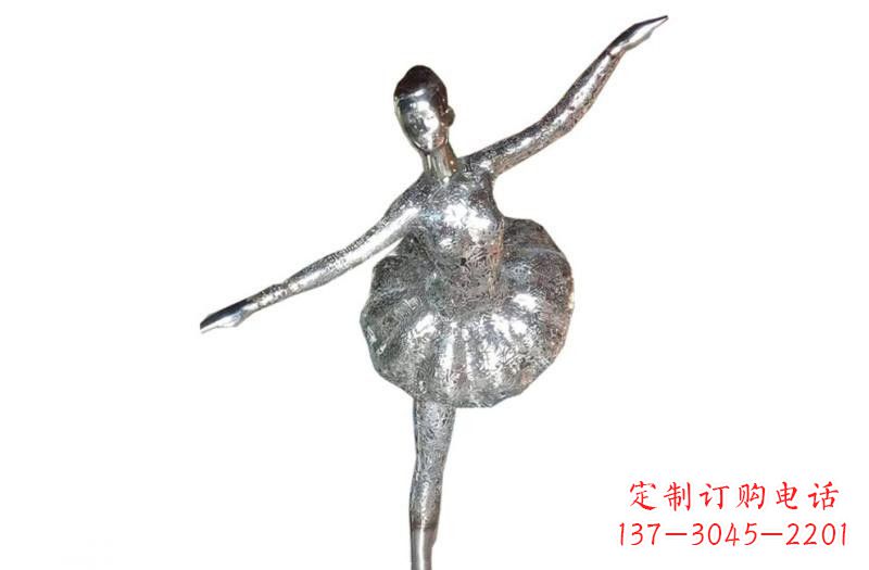 威海不锈钢跳芭蕾舞女孩雕塑