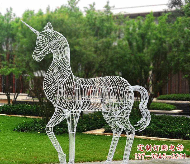 威海不锈钢马雕精美艺术品