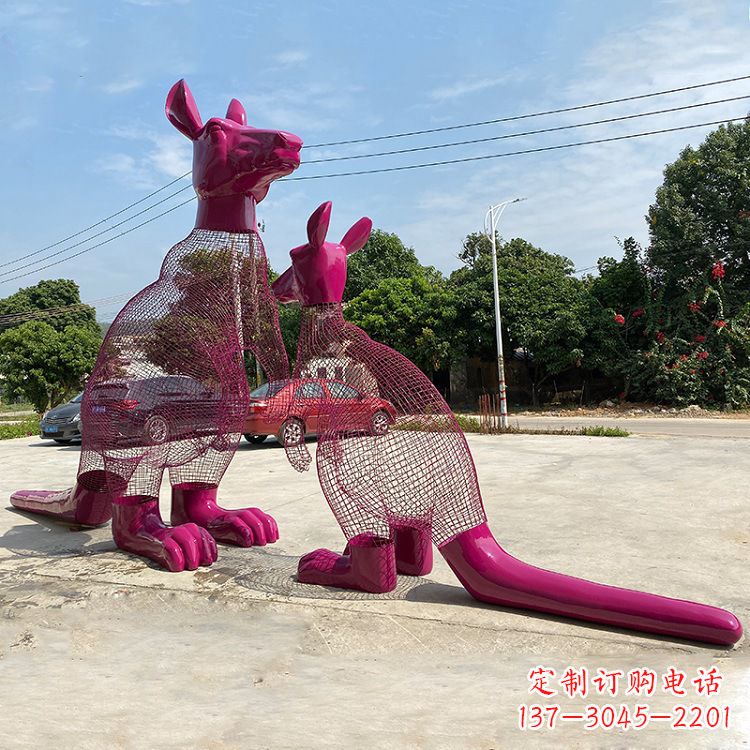 威海不锈钢袋鼠雕塑给公园带来美好景观