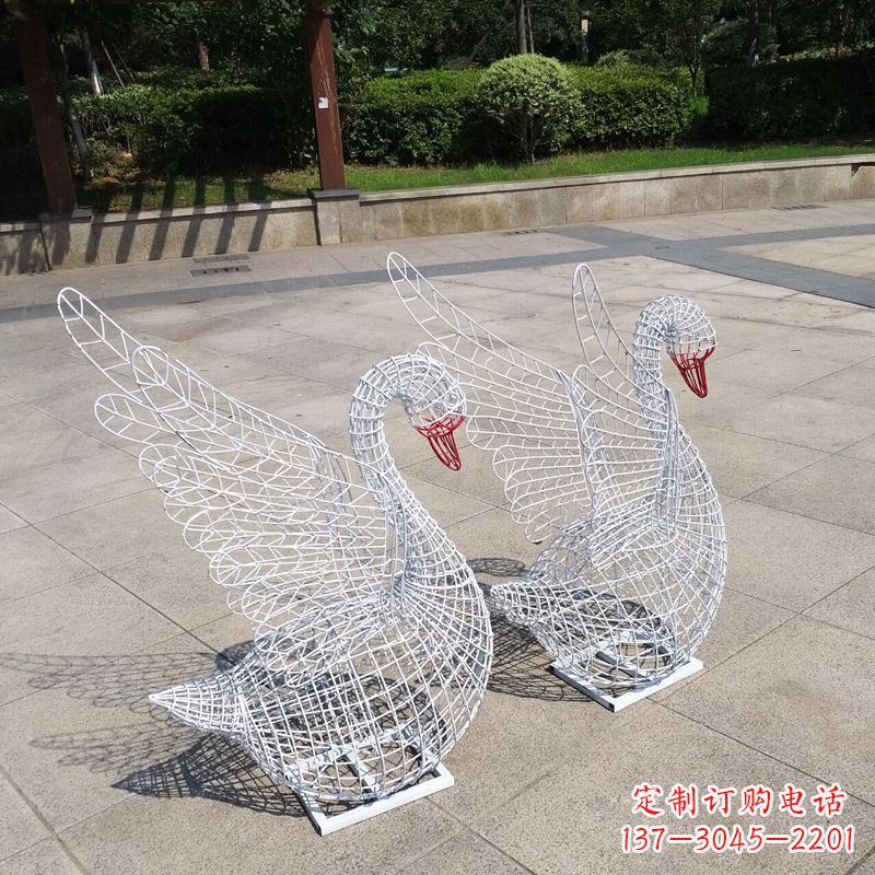 威海不锈钢网格展翅天鹅雕塑