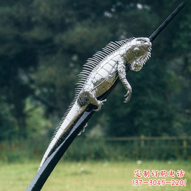 威海不锈钢蜥蜴雕塑摆件