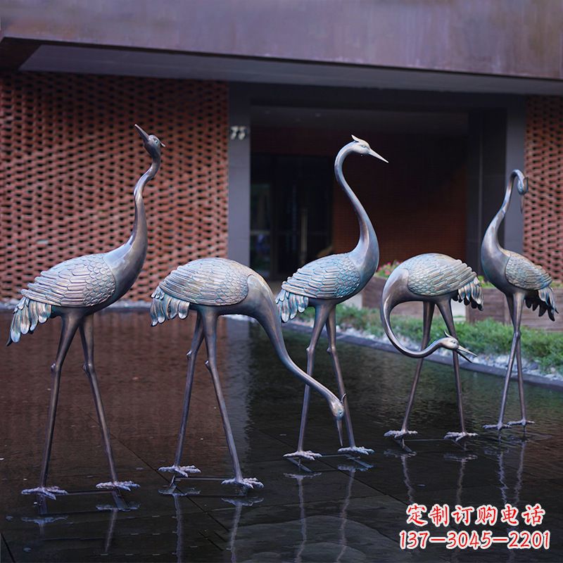 威海不锈钢仙鹤飞翔雕塑