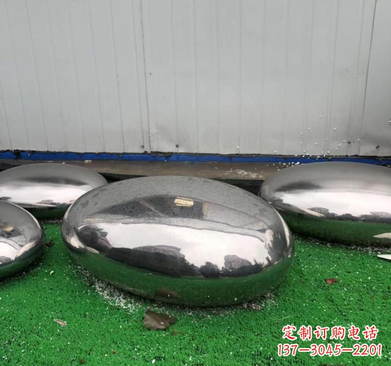威海不锈钢现代艺术鹅卵石雕塑