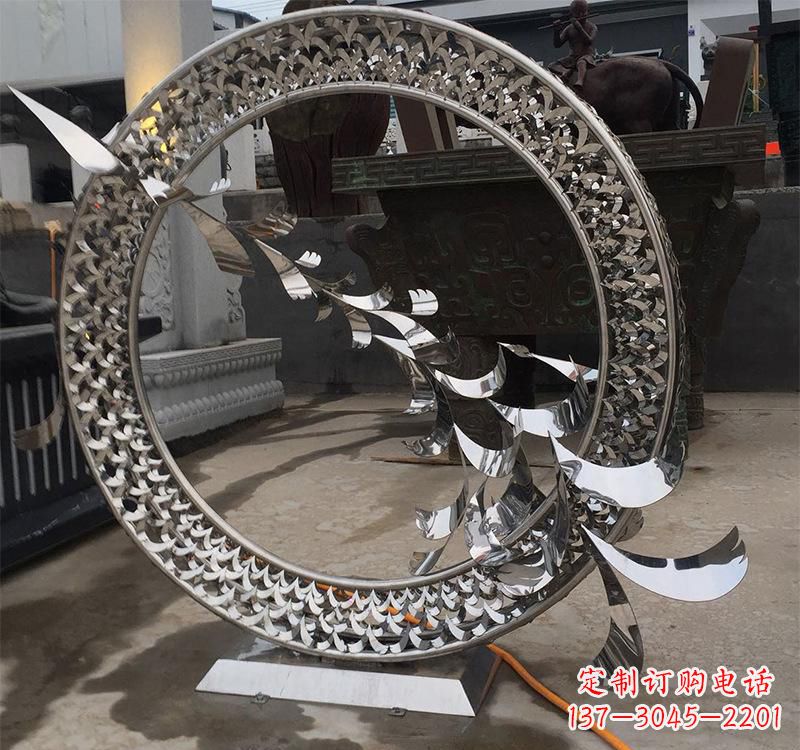 威海不锈钢现代圆环雕塑——铸就艺术精粹